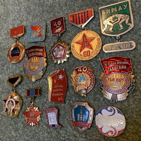 14 NICE COLD WAR SOVIET NAVY USSR RUSSIAN SERVICE BADGE PIN LOT ACCP, 1941, 1971 - Picture 2 of 4